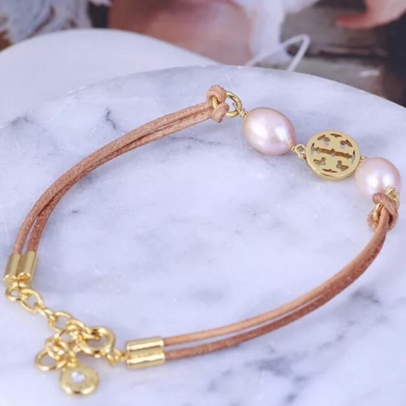 TORY BURCH MILLER LOGO PEARL BRACELET - Picture 4 of 7